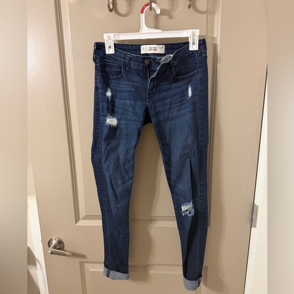 Hollister dark wash skinny jeans